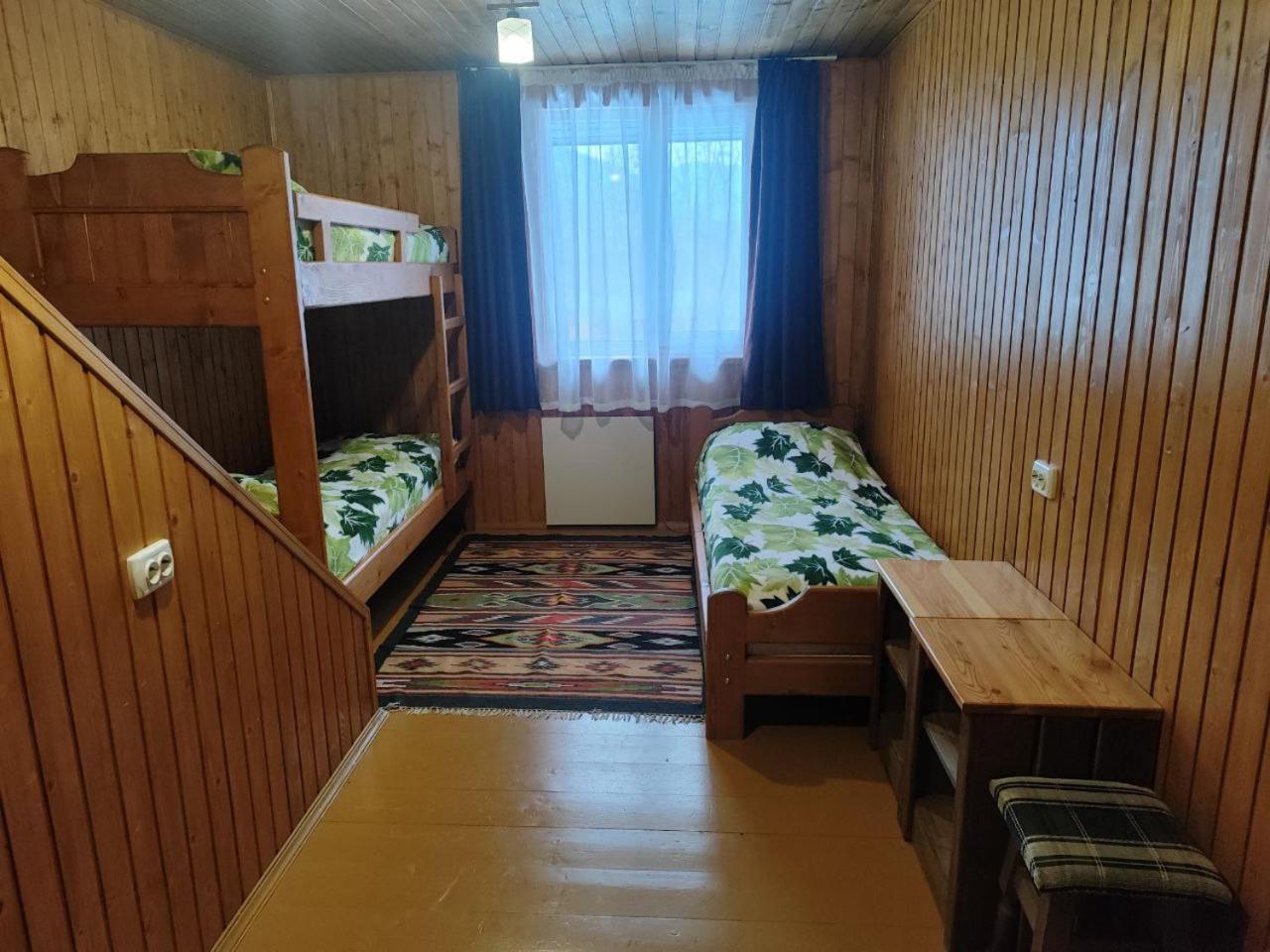 Рада Дараба Hotel Krasnik Exterior photo